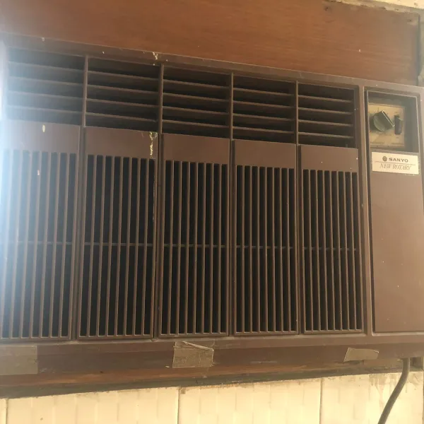 Air conditioner cover
