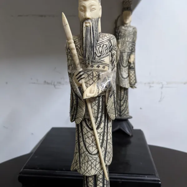 Antique figurine