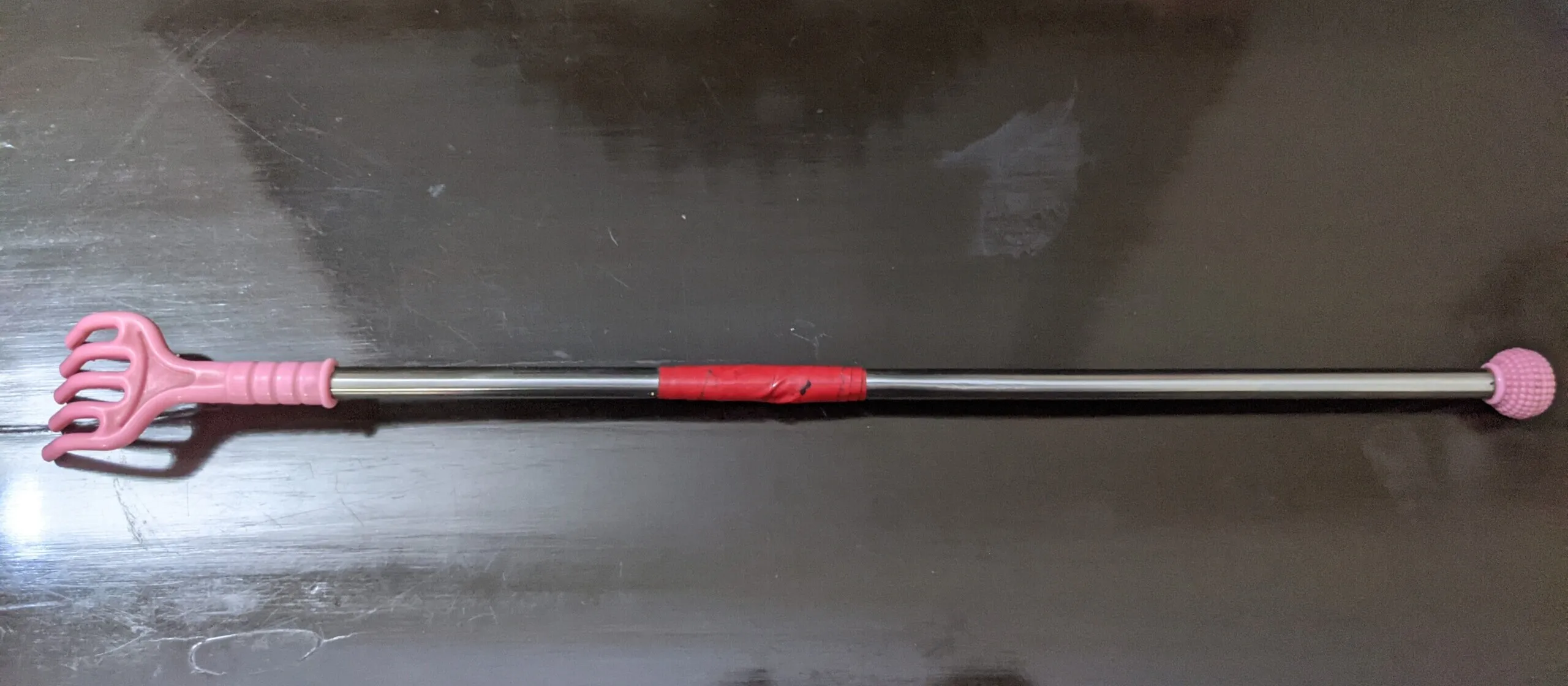 Back scratcher