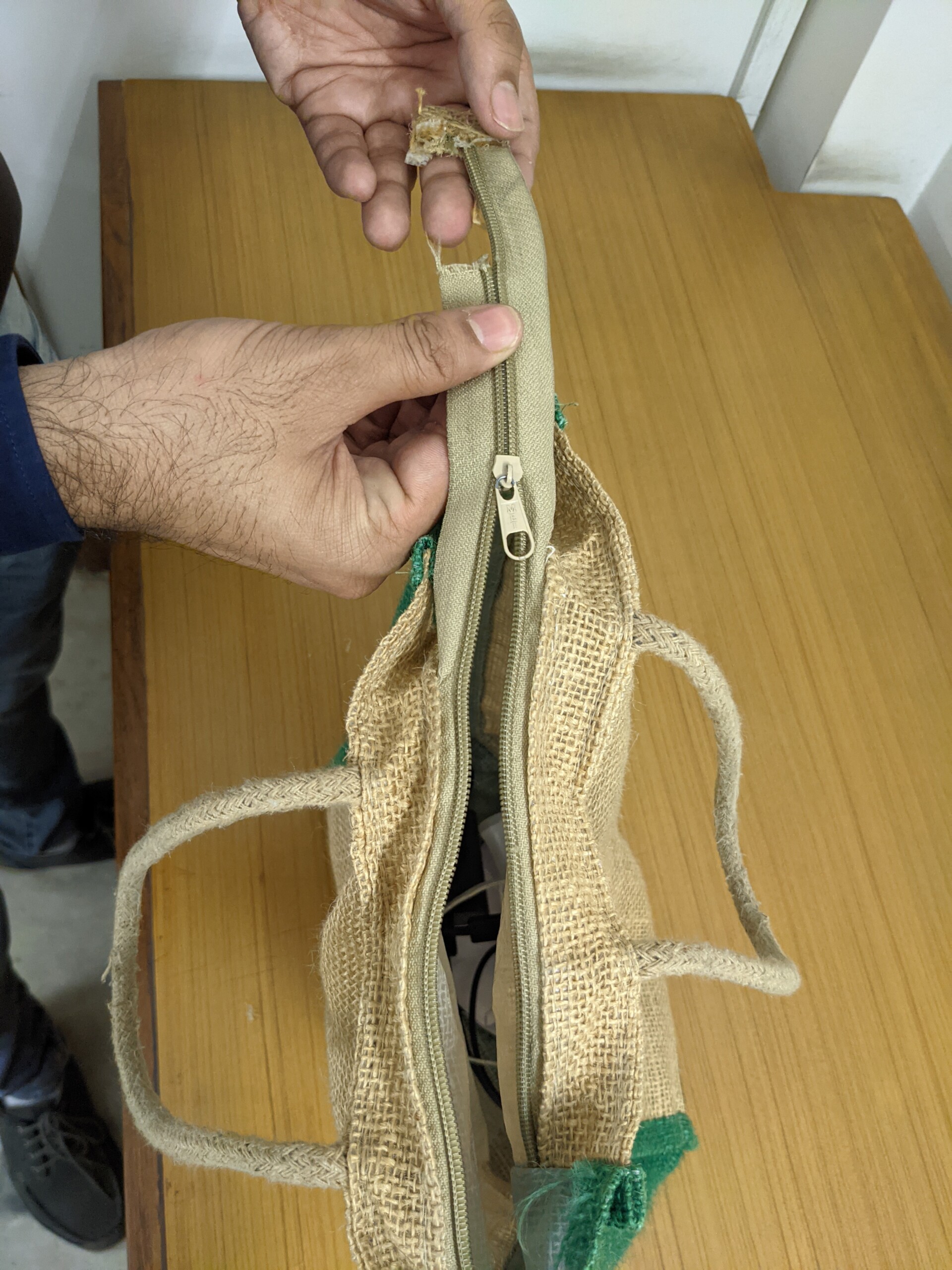 Bag zip