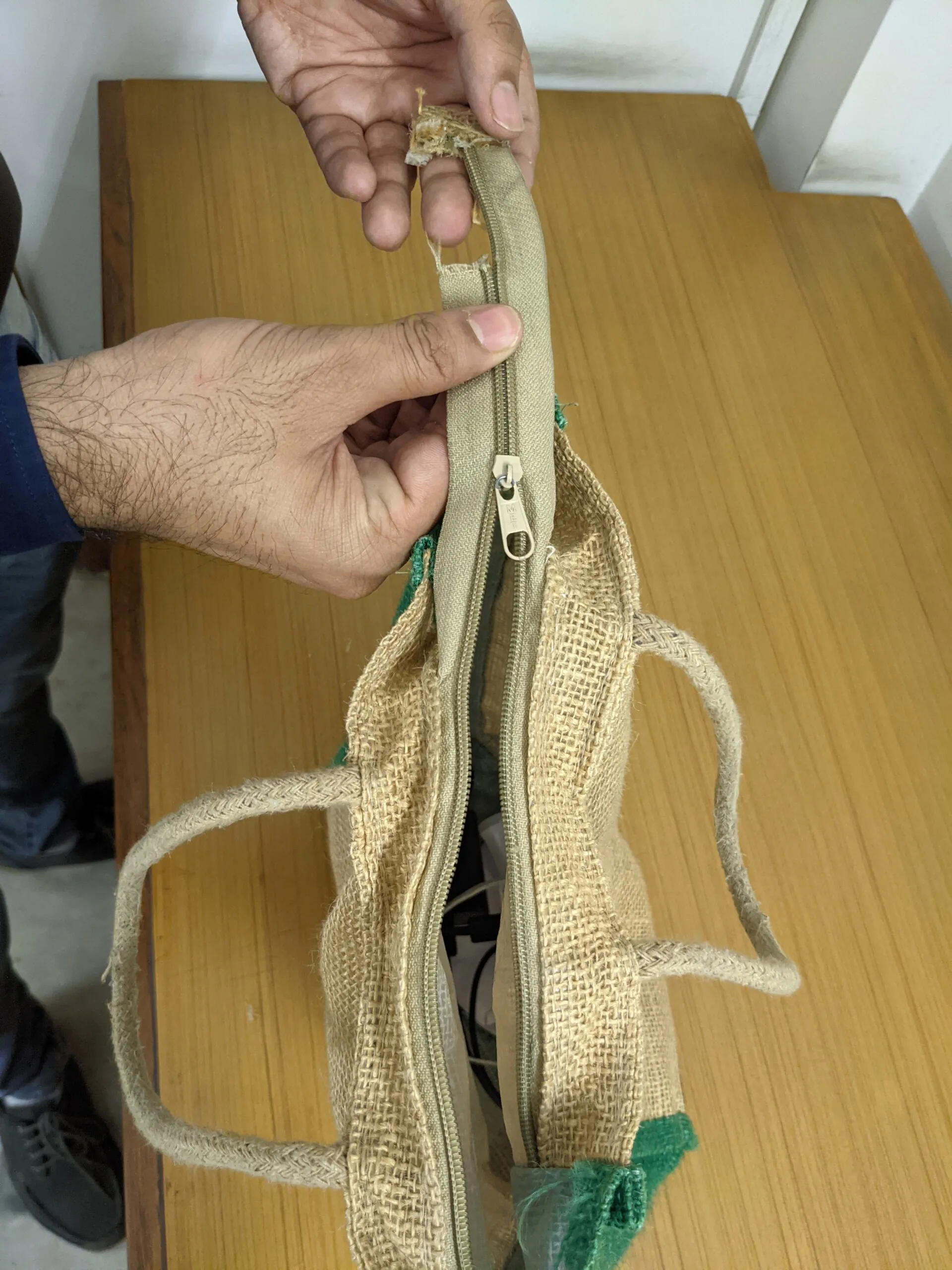 Bag zip