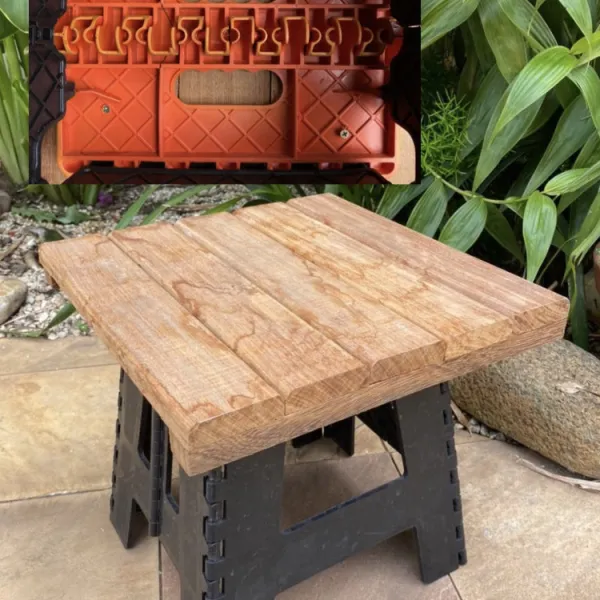 Banquinho de Plástico