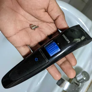Beard trimmer