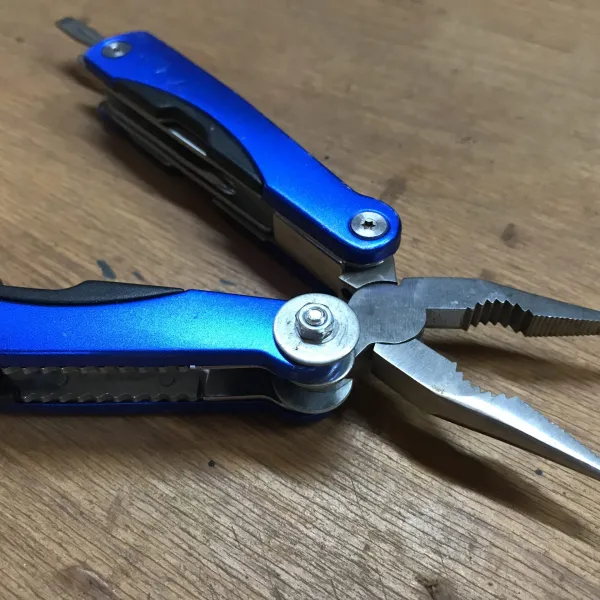 Blue switchblade