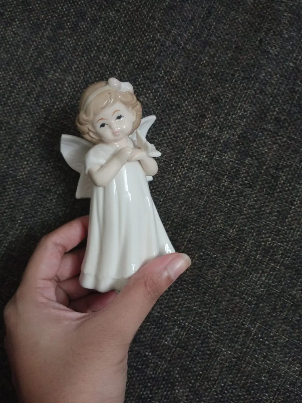 Ceramic figurine