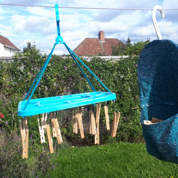Clothes dryer peg bag