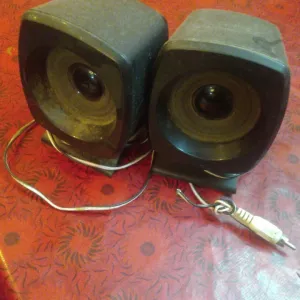 Computer speakers