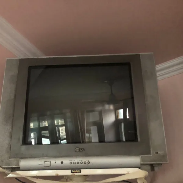 CRT television