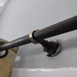 Curtain holder