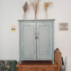Gross furniture glow up