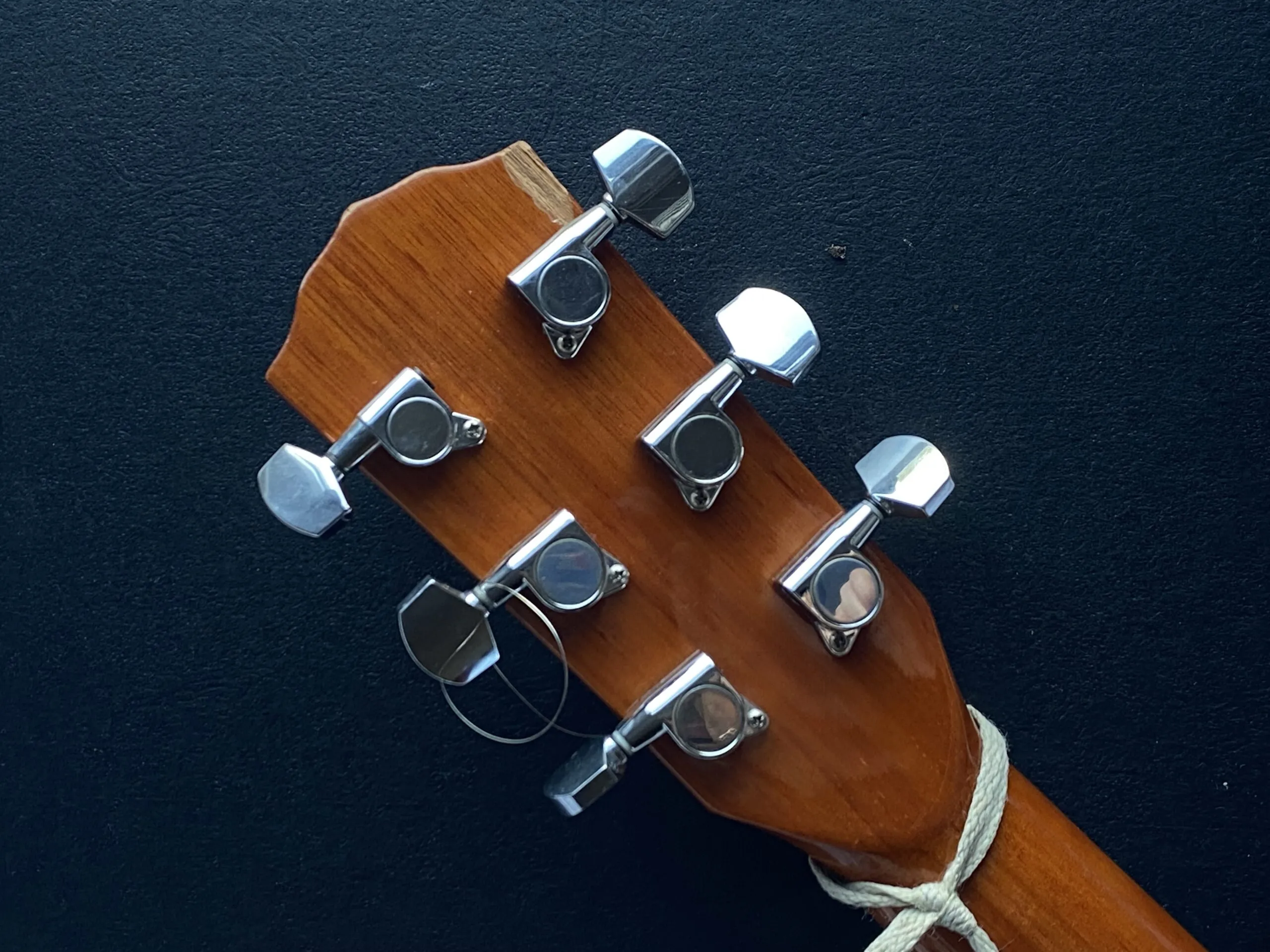 Guitar Tuning Piece