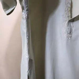 Kurta armpit
