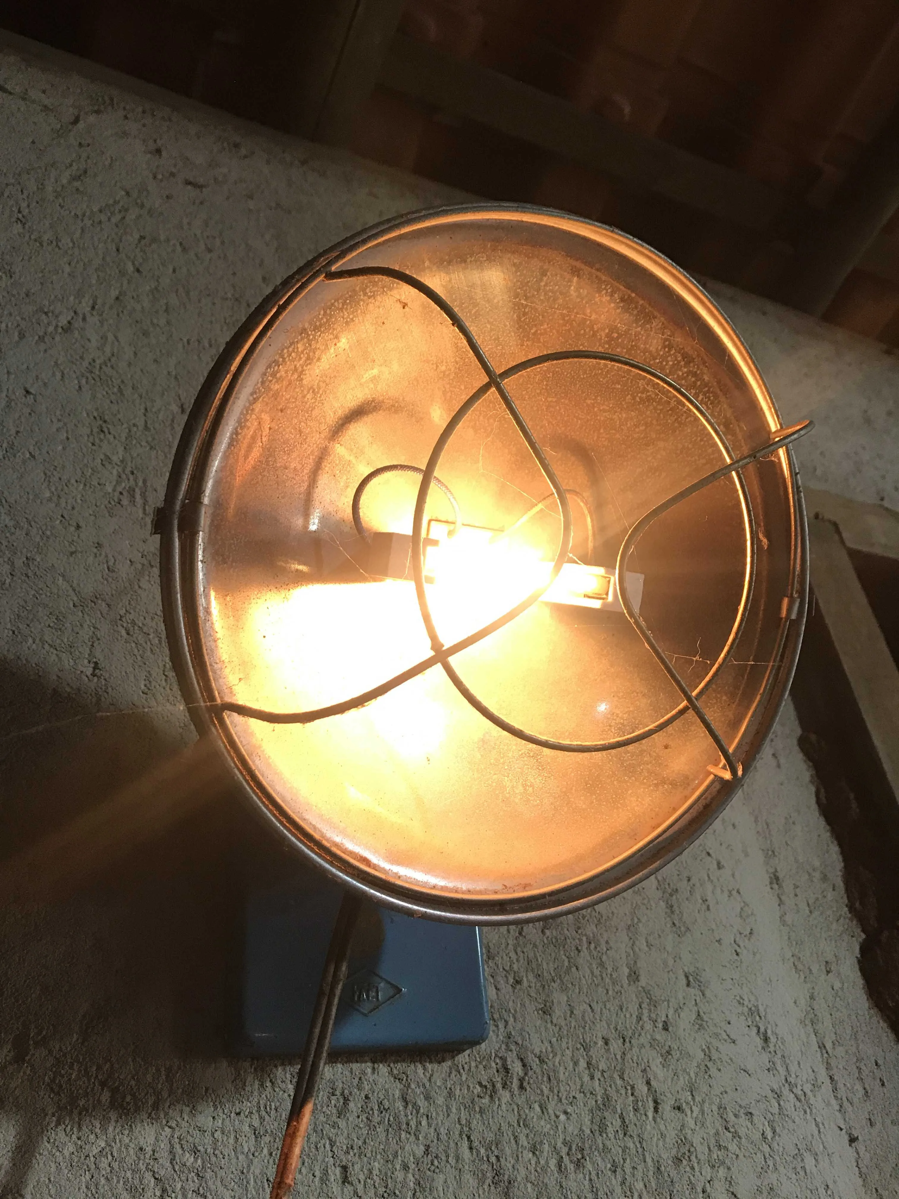 Heater lamp