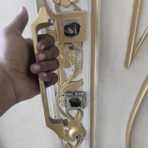 Main door handle