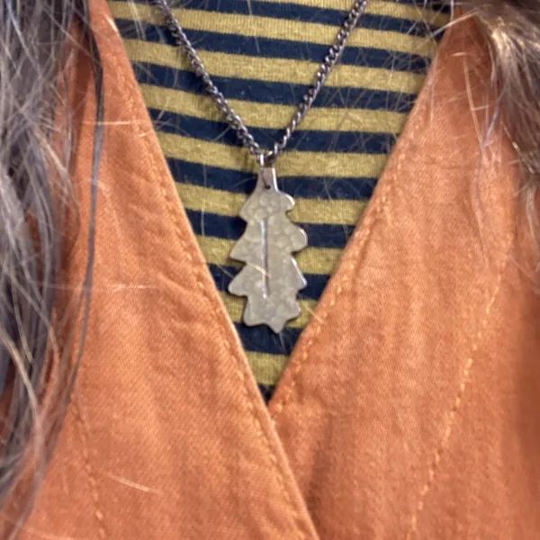 Oak leaf pendant
