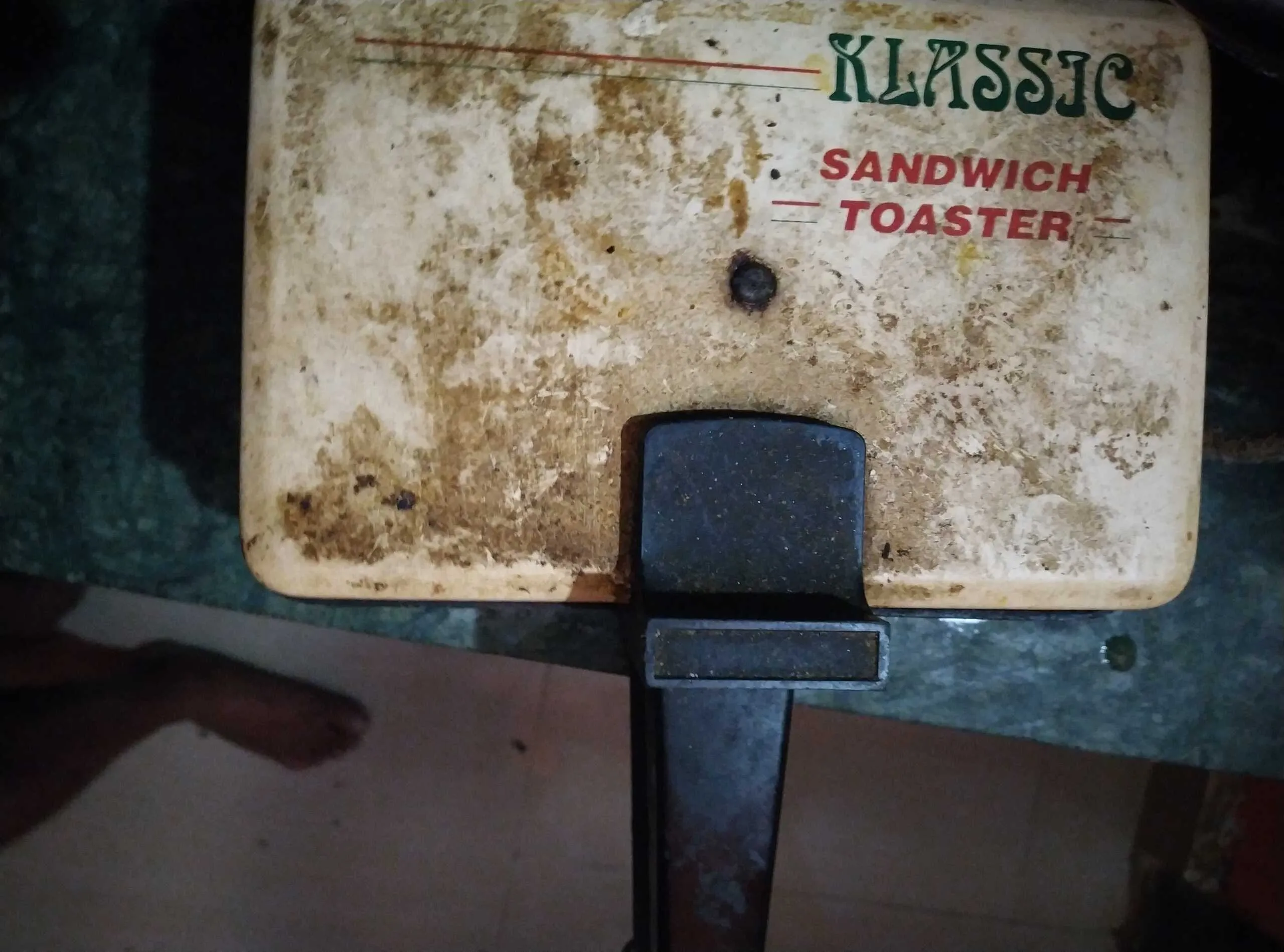 Sandwich maker