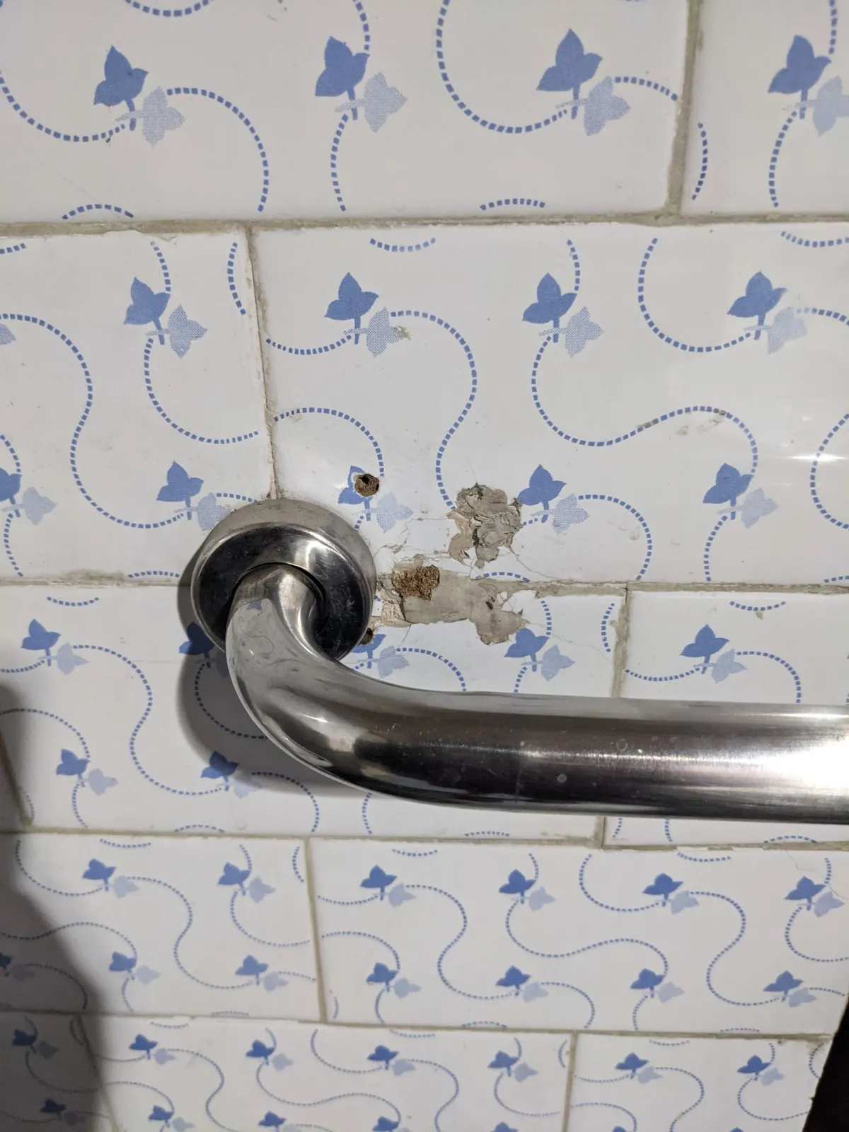 Towel holder