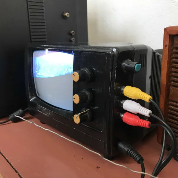 TV portátil analógica E digital