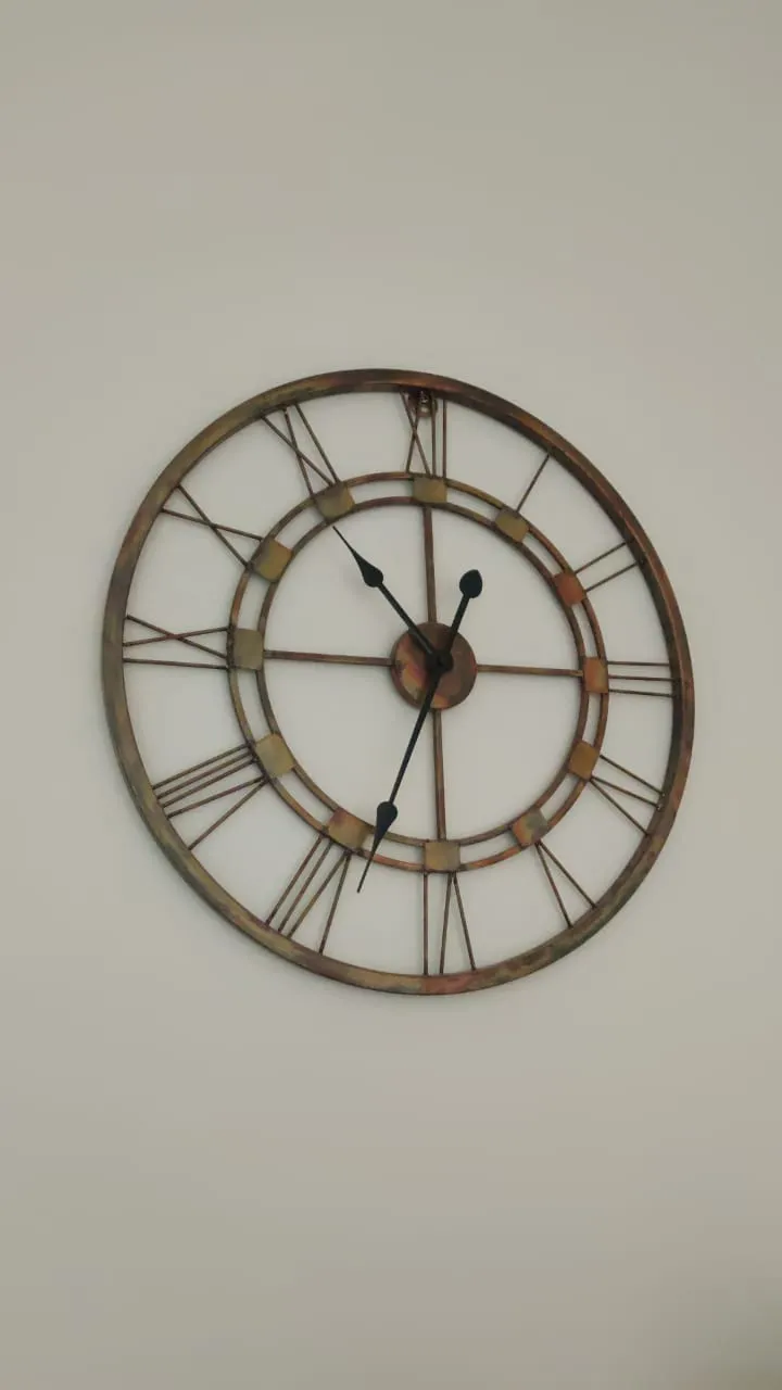 Wall clock